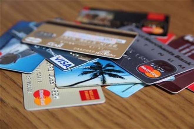 advantages of a credit card