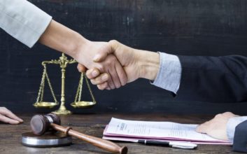 How to Hire a Lawyer That's Perfect for Your Case