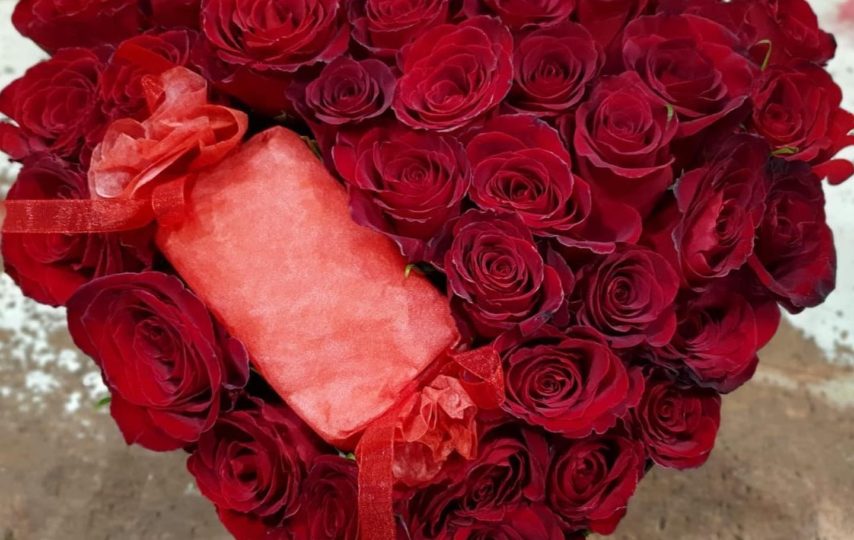 Best Suitable Flowers Should You Give On Wedding Anniversary Amazing Viral News